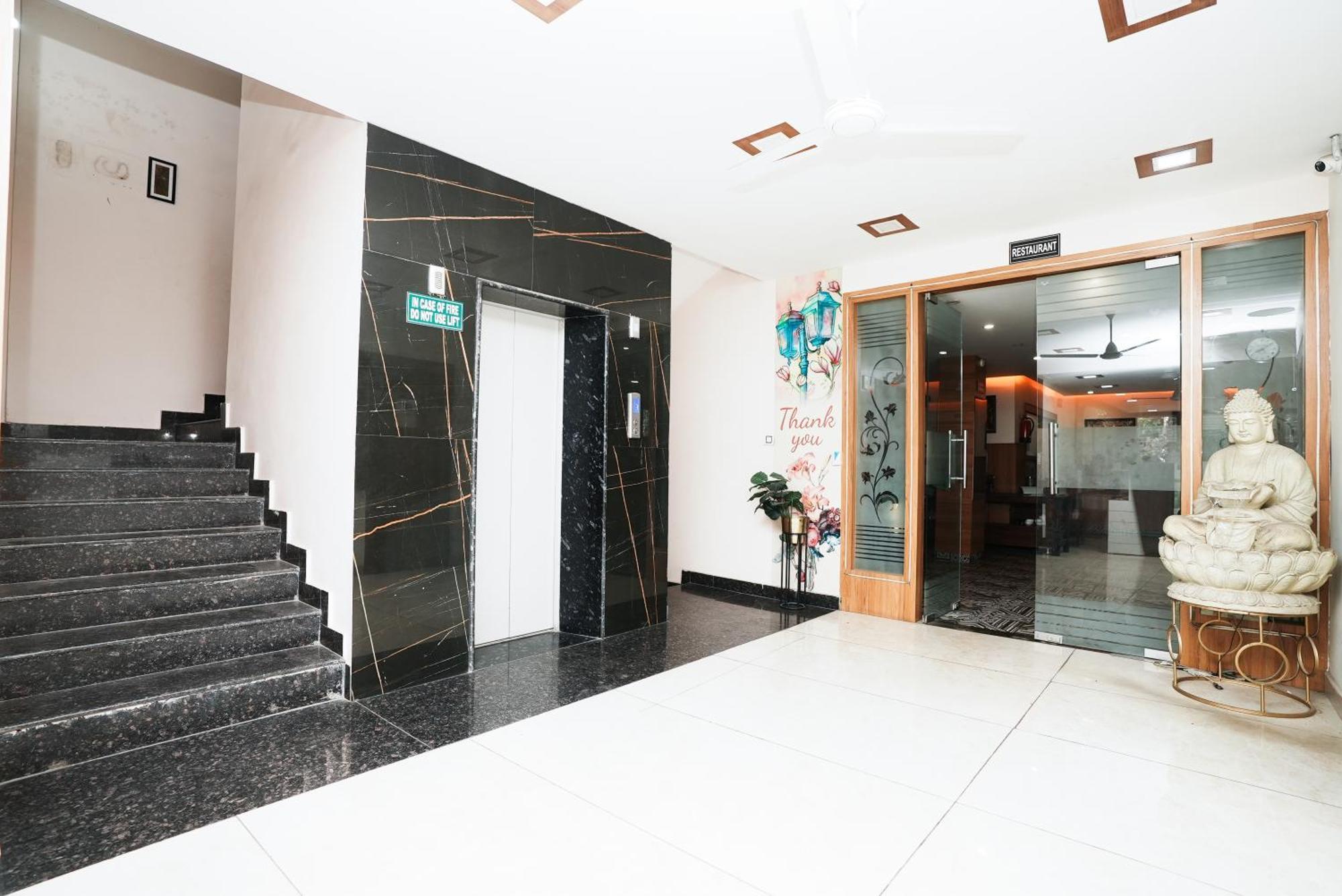 Hotel The 7 Seas Ришикеш Экстерьер фото