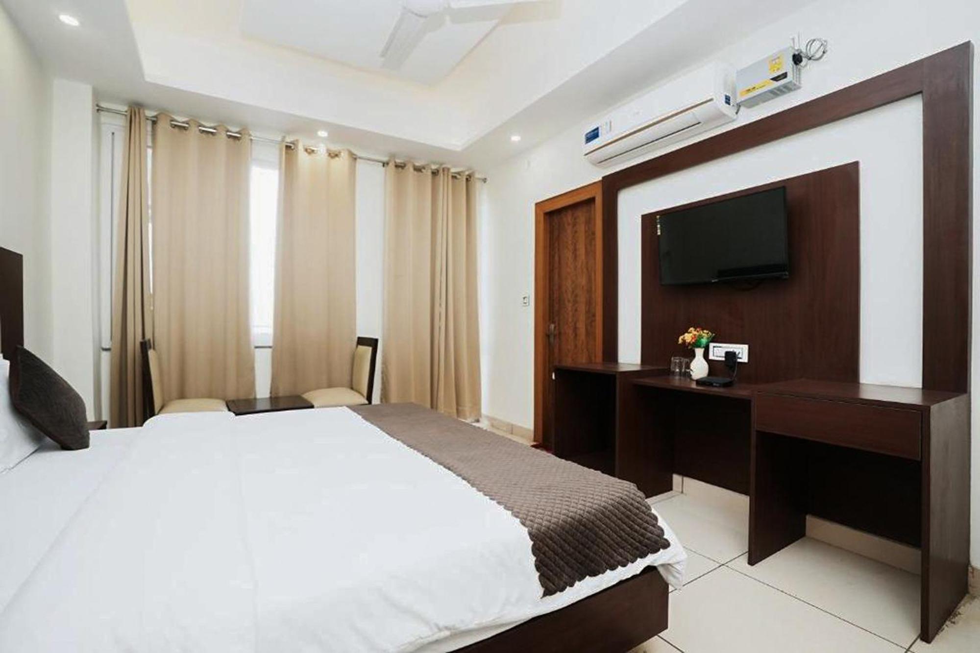 Hotel The 7 Seas Ришикеш Экстерьер фото